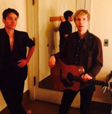 Beck y Fun colaboran en canción