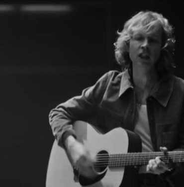 Beck deja la gira norteamericana de Arcade Fire