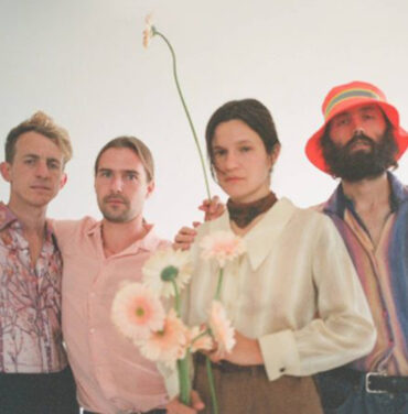 Escucha “Certainty”, el nuevo sencillo de Big Thief