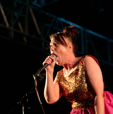 Bikini Kill en el Pabellón Oeste del Palacio de los Deportes