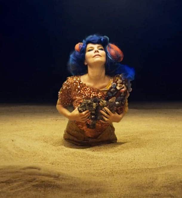 Björk iluminará Times Square por las noches