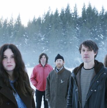 Black Mountain comparte “Florian Saucer Attack”
