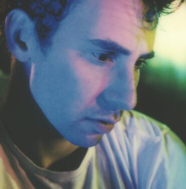 Escucha “Secret Life” de Bleachers y Lana Del Rey