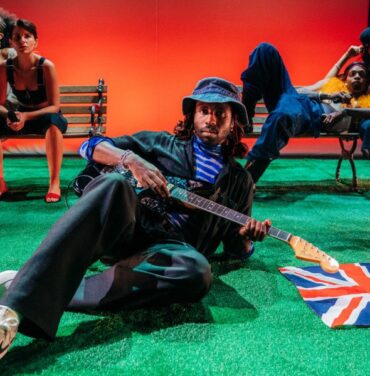 Blood Orange estrena “Something to Do” y “Dark & Handsome”