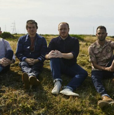 Bombay Bicycle Club comparte canción 