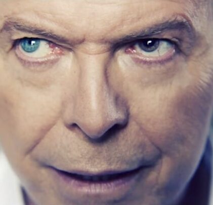 David Bowie comparte video para 