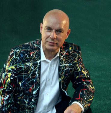 Brian Eno anuncia reediciones