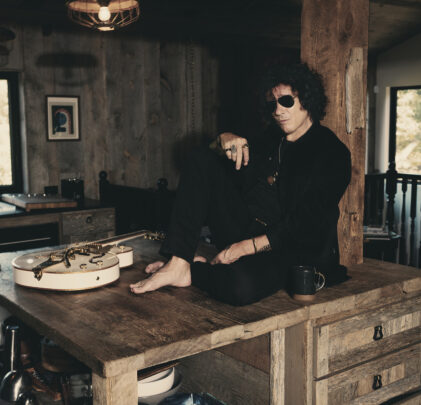 Bunbury anuncia 'Greta Garbo', un nuevo disco