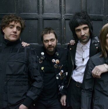 Kasabian anuncia el retiro de su vocalista Tom Meighan