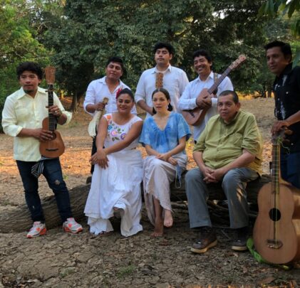 Escucha “Rosalia”, lo nuevo de Los Cojolites con Natalia Lafourcade