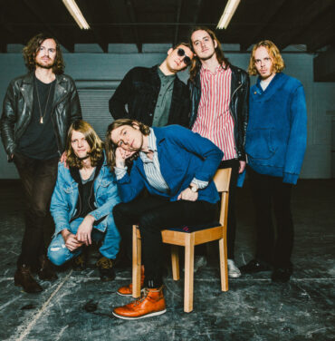 Cage The Elephant presenta video para “Black Madonna”