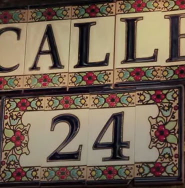 Guadalupe Plata se pone sangriento en el video de 