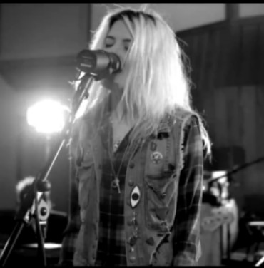 Alison Mosshart de The Kills y James Williamson de The Stooges se unen en 