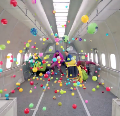 OK Go pierde el piso en su nuevo video