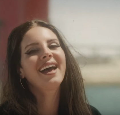 Lana Del Rey comparte 