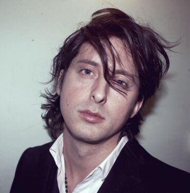Carl Barât busca formar una nueva banda