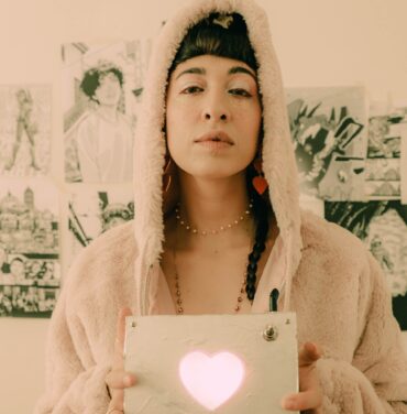 Carla Rivarola presenta “La Gravedad”, su nuevo sencillo