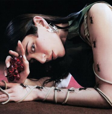 Caroline Polachek comparte su sencillo, “Billions”