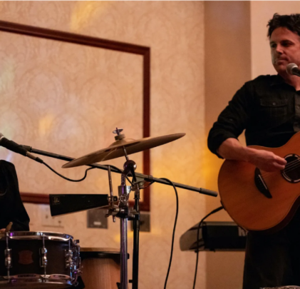 Zooey Deschanel y Casey Affleck protagonizarán película biográfica