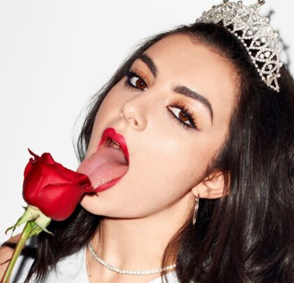 Charli XCX estrena 