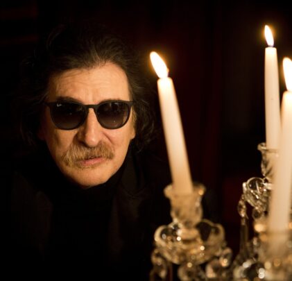 Charly García se encuentra mejor de salud