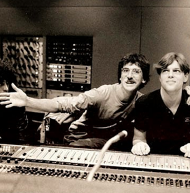 Charly García y uno de los primeros samples del rock latino