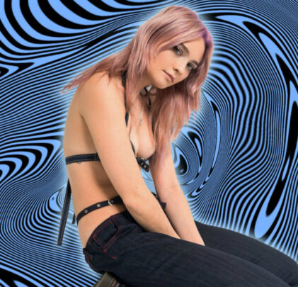 Escucha “Rabbit Hole”, lo nuevo de Cherry Glazerr