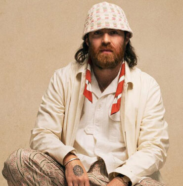 Déjate llevar por “Something Like This”, lo nuevo de Chet Faker
