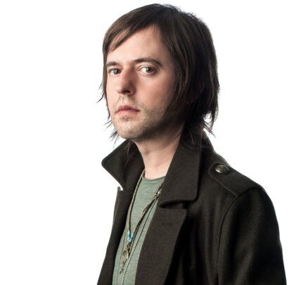 Chetes comparte “Por Un Amor” y “Melodrama”