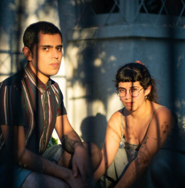 Chips y la gran ciudad, folk chileno que te ayudará a sobrellevar el caos actual