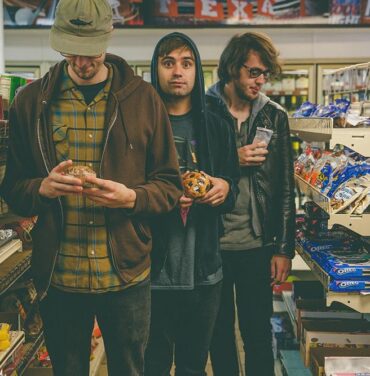 Cloud Nothings comparte video para 