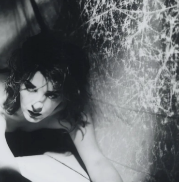 Coqueta comparte su álbum debut, ‘Domicilio Conocido’