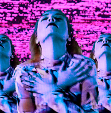 PREMIERE: Corvalliss estrena “Glitter Guts”