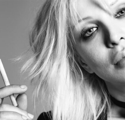 Courtney Love le hace un cover a Radiohead