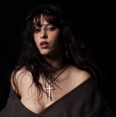 Cristina Len comparte “AI, Morena“