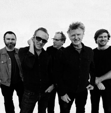 Tame Impala hace remix de “To The Island” de Crowded House