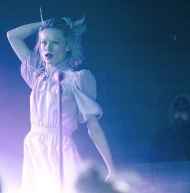 Crystal Castles estrena 