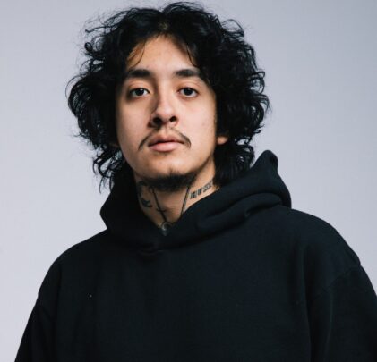 Cuco anuncia el EP, 'HITCHHIKER'