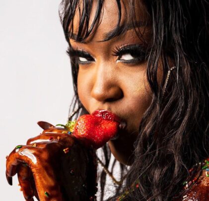 Cupcakke estrena video de “Grilling N*ggas” y “Lawd Jesus”