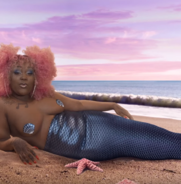 CupcakKe comparte el video de 