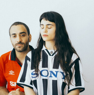 PREMIERE: Isla de Caras estrena 