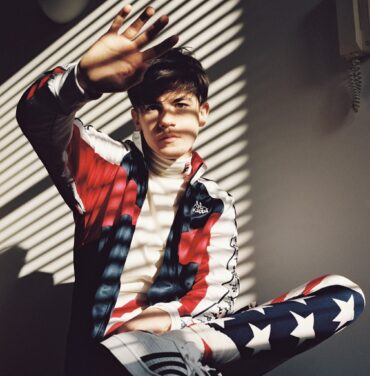 Disfruta a Declan McKenna en un show virtual para Climate Live 