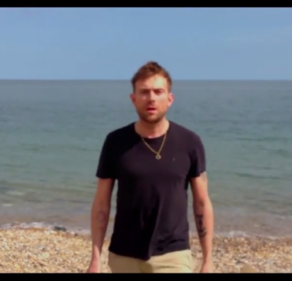 Damon Albarn estrena video