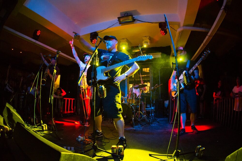 The Toasters: brindis con bailes y golpes