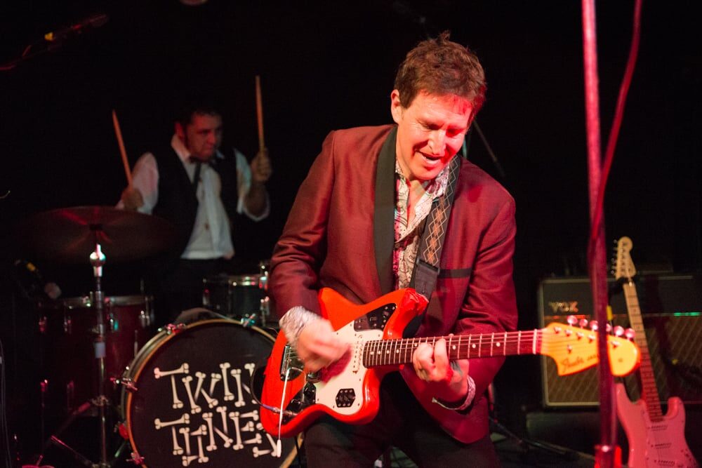 Steve Wynn + Twin Tones: Amigos en Común