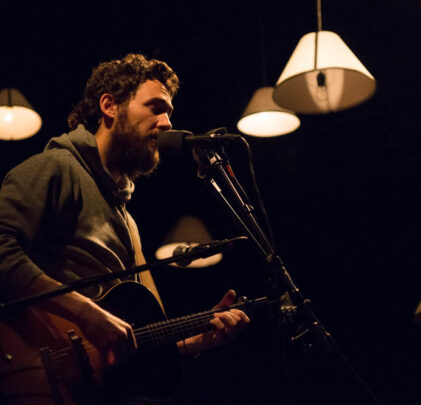 Alexi Murdoch: cómo romper y arreglar un concierto