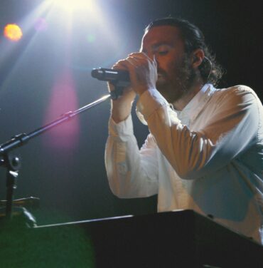 El Lunario se rindió ante Chet Faker