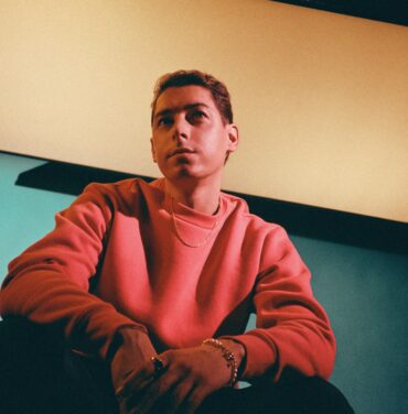 Escucha “MATERIAL GIRL”, el nuevo sencillo de Darius