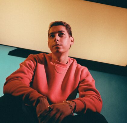 Escucha “MATERIAL GIRL”, el nuevo sencillo de Darius