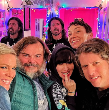 Vuelven los covers festivos de Dave Grohl y Greg Kurstin